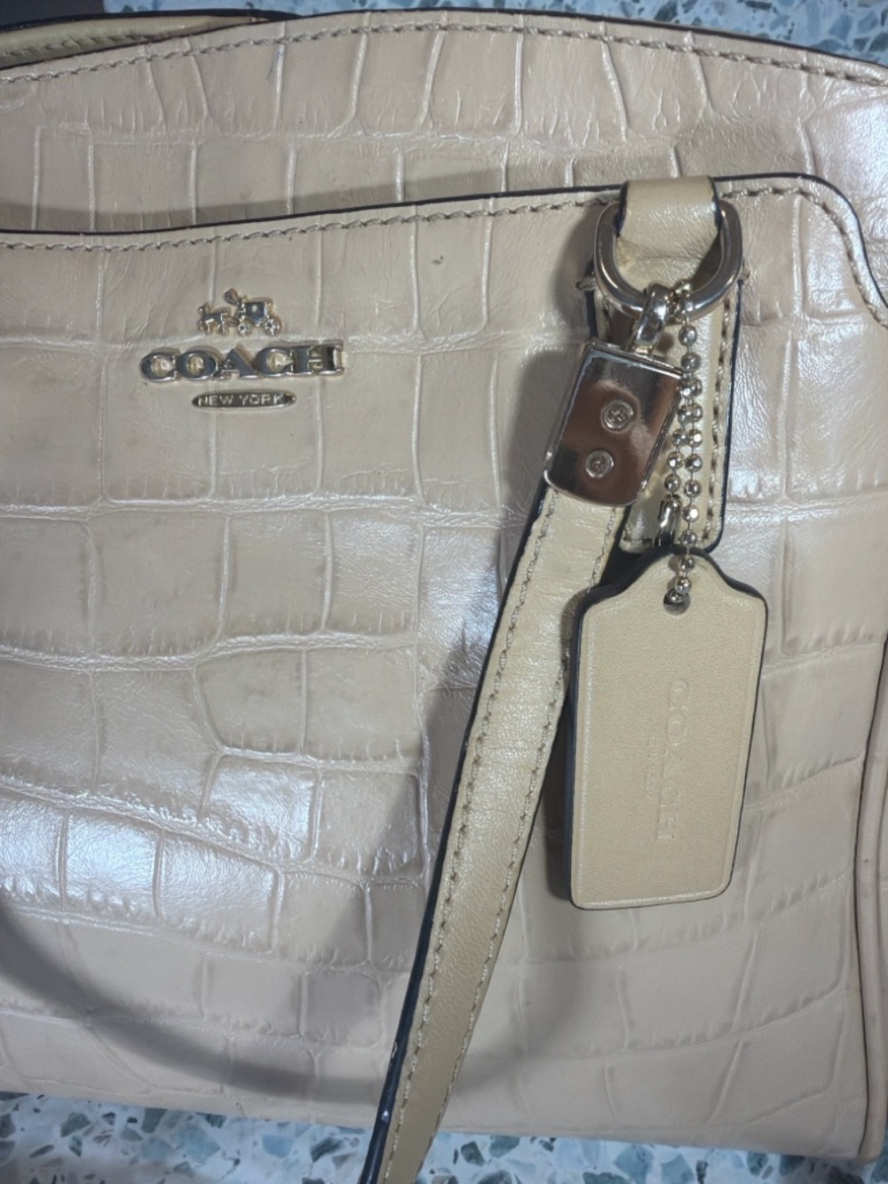 Coach F35231 Beige Croc Embossed Leather Mini Christie Satchel Crossbody - Picture 2 of 9